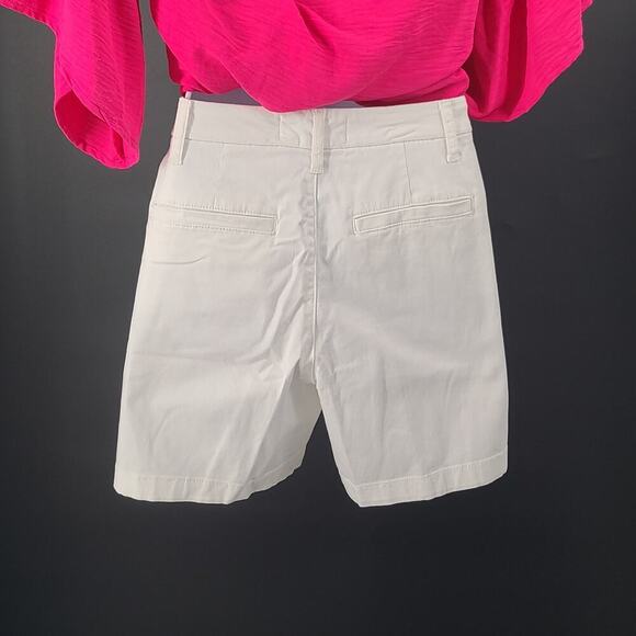 Ann Klein chino women's shorts white Size 6 Coastal Preppy nautical beachy - Picture 2 of 7